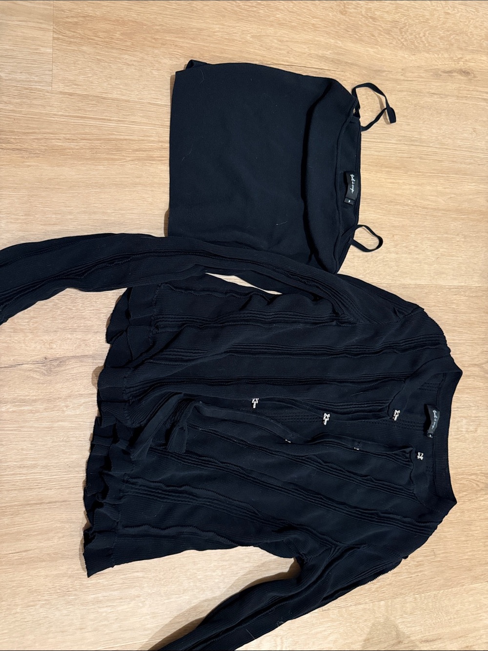 Tout a coup Black Ribbed Button-Front Knit Top
